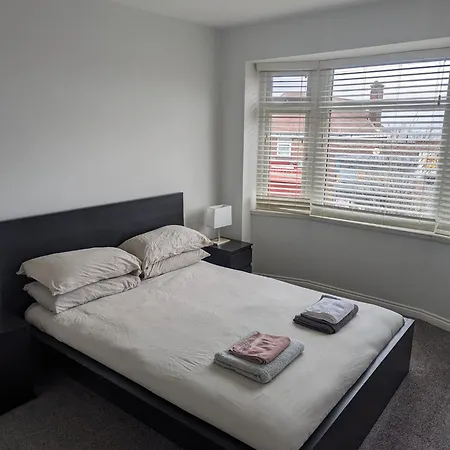 Modern 3 Bedroom Home, Close To City Centre And Peak District Heeley Exterior photo
