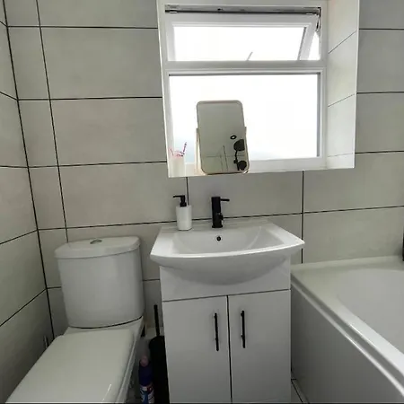 Modern 3 Bedroom Home, Close To City Centre And Peak District Heeley Exterior photo
