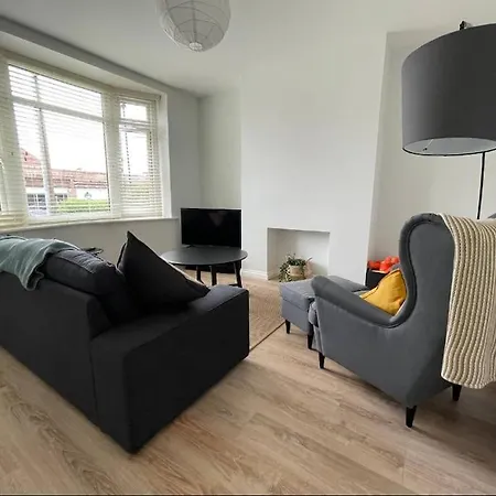 Modern 3 Bedroom Home, Close To City Centre And Peak District Heeley Exterior photo